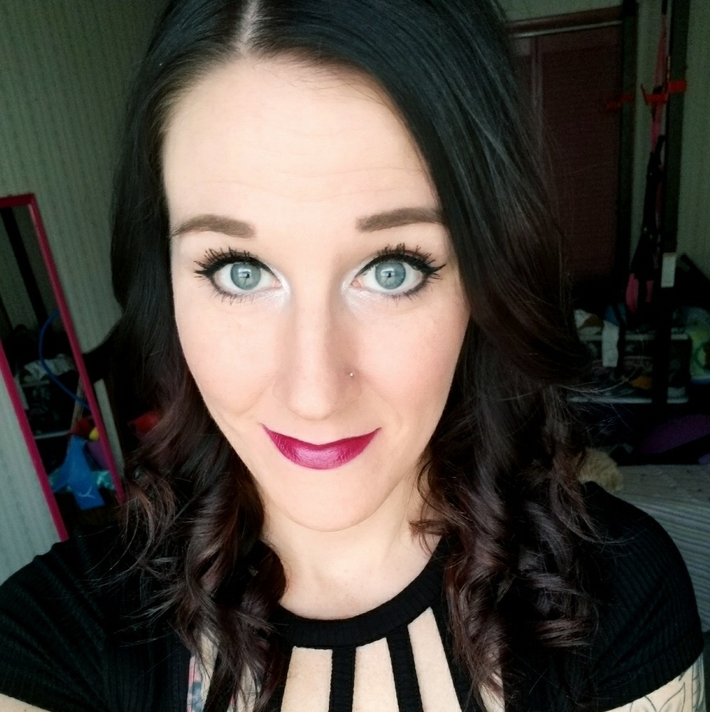 Meet your Posher, Amanda